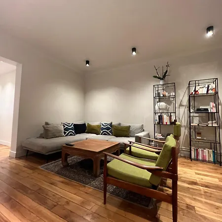 Elegance & Charm In Heart Of Daguerre