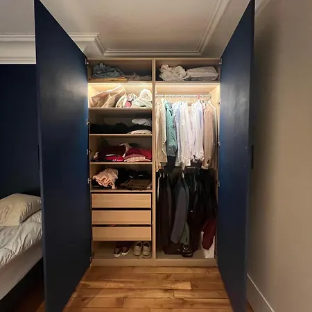 Elegance & Charm In Heart Of Daguerre